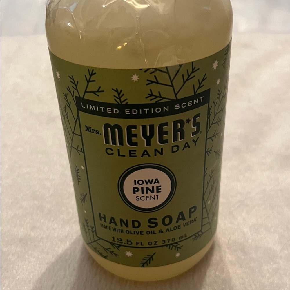 Meyer’s Clean Day Iowa Pine Hand Soap